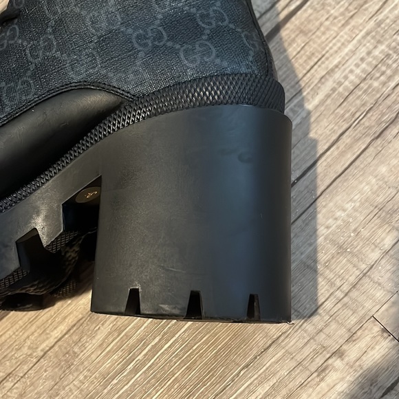 Gucci supreme canvas ankle boots - Picture 16 of 16